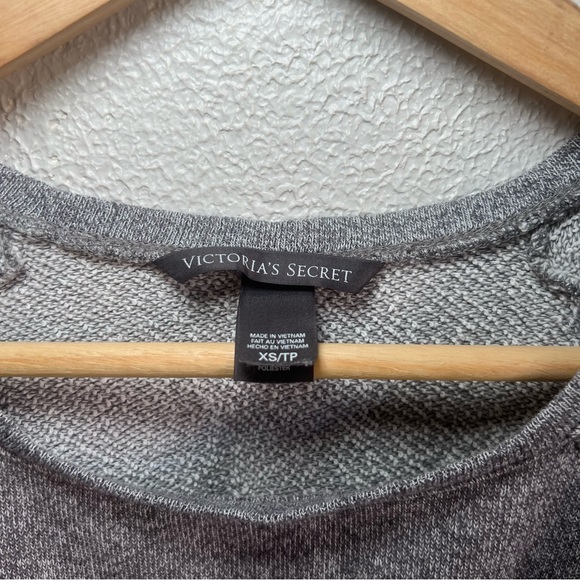 Victoria's Secret Cropped Gray Sweater Top - Picture 2 of 3